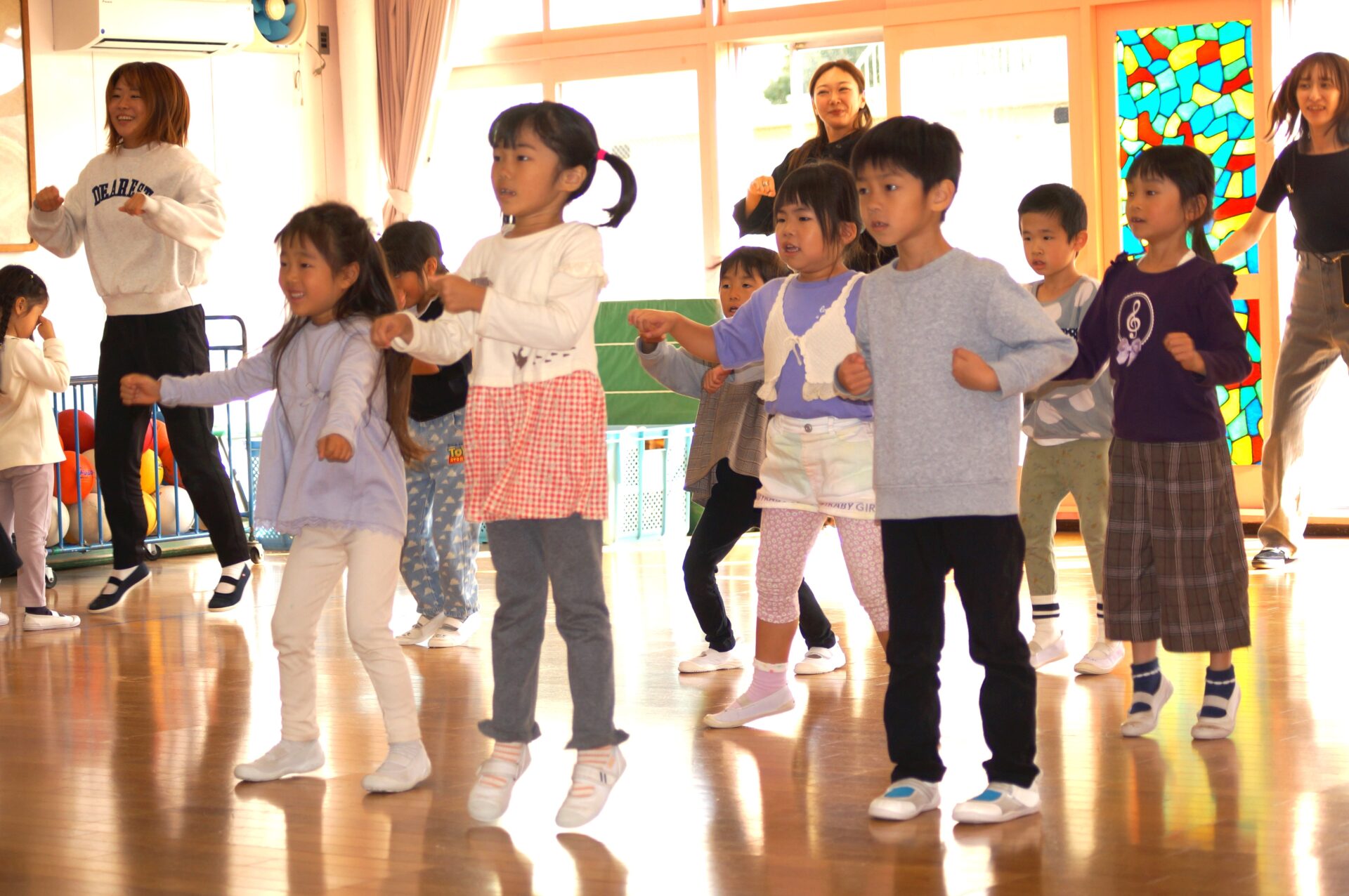 踊れるようになってきたよ　パート１　年中・年長さん　